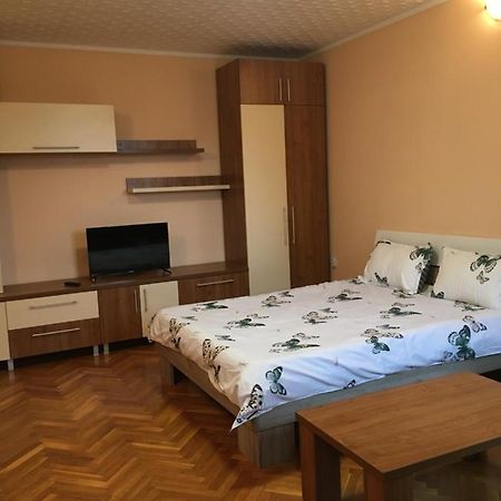 Ferienwohnung Casa H#Unikum Turda Exterior foto